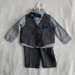 Nautica Little Man 3-Piece outfit, Vest Pants and Neck Tie